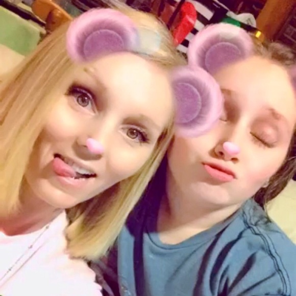 Meet your Posher, Jenny - Picture 1 of 8